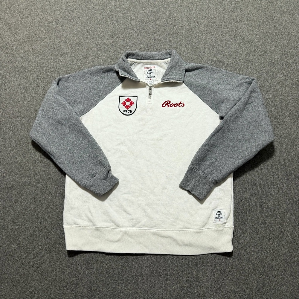 Roots Canada Quarter Zip Sweatshirt Gray/White Mens Medium Made In Canada